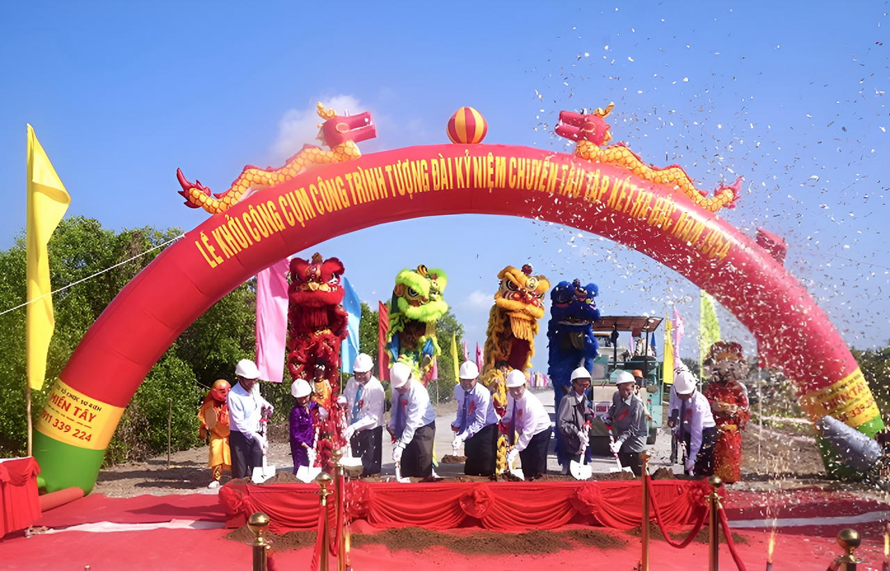 Nhiều hoạt động ý nghĩa tại Cà Mau kỷ niệm 70 năm sự kiện tập kết, chuyển quân ra Bắc