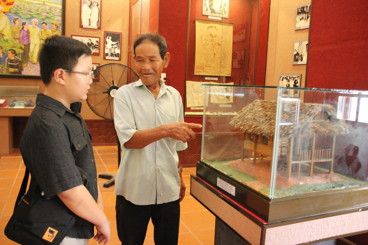 Thảo thơm tấm lòng người Bạc Liêu dâng Bác