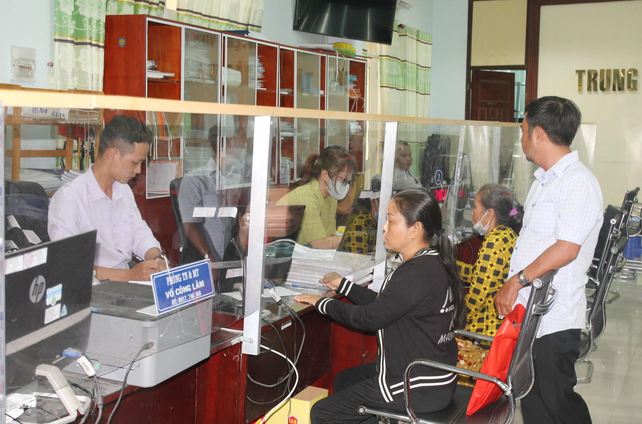 Bạc Liêu mở cao điểm “60 ngày đêm” tiếp nhận, giải quyết thủ tục hành chính