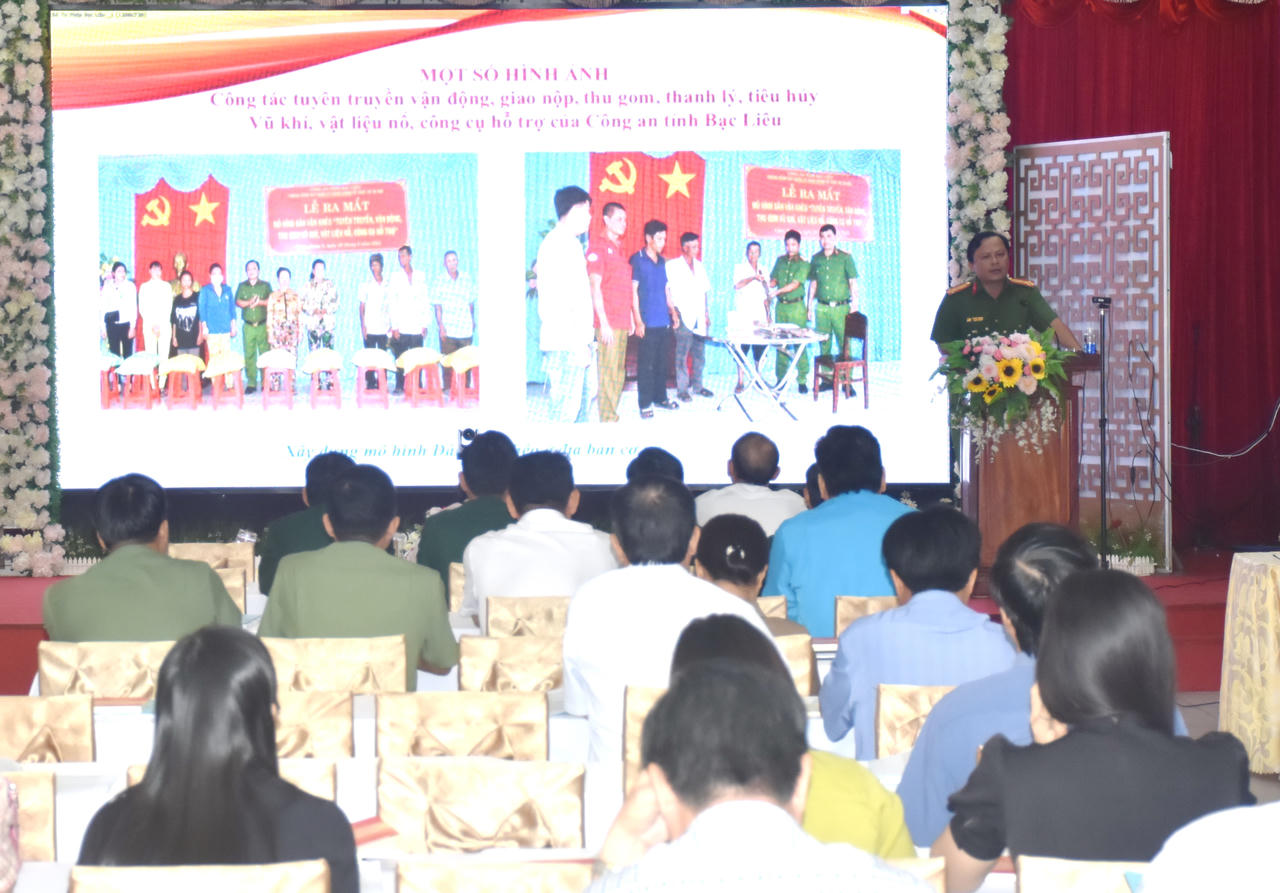 Bạc Liêu: Tăng cường vận động thu hồi vũ khí, vật liệu nổ