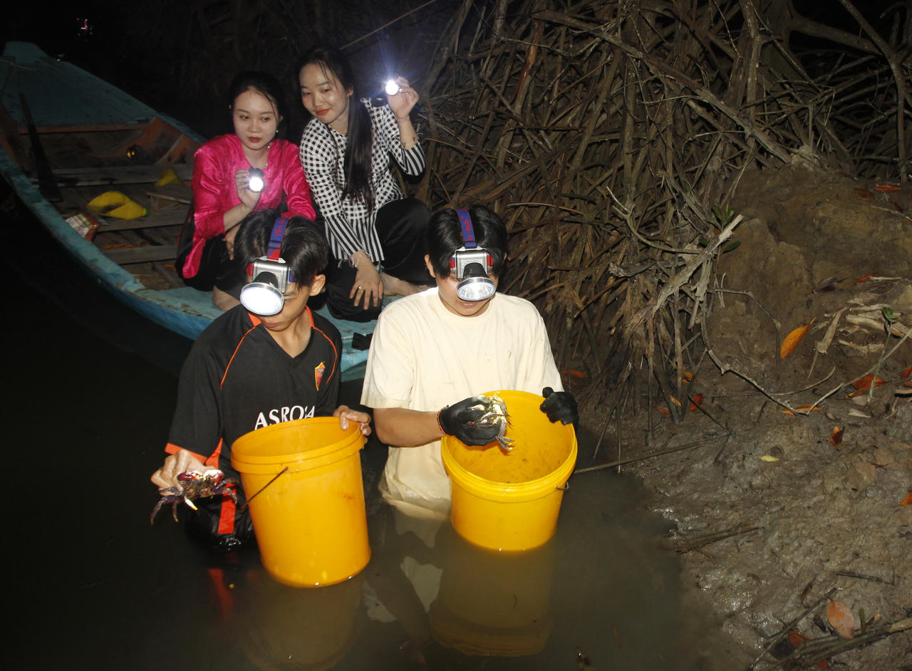 9 tháng, tỉnh Cà Mau đón hơn 1,6 triệu lượt khách du lịch