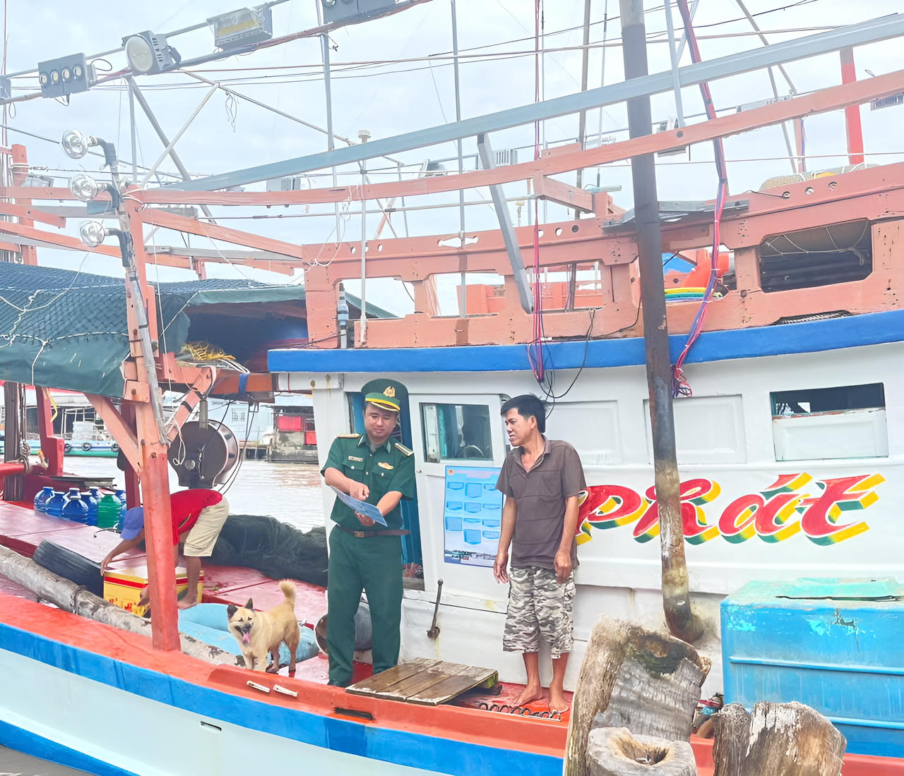 Cà Mau giảm đáng kể tình trạng tàu cá mất kết nối, vi phạm IUU