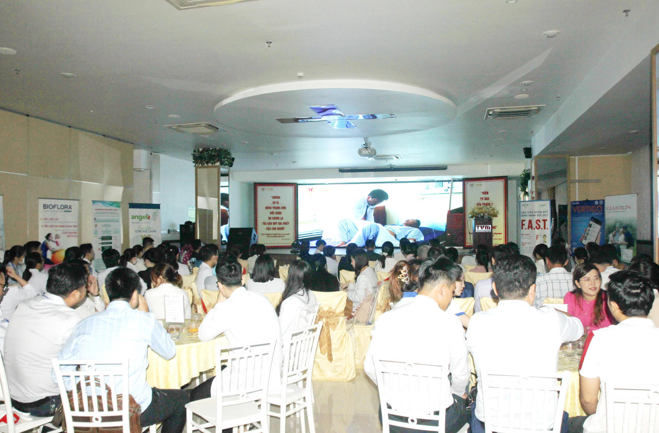 Nhận diện sớm và điều trị hiệu quả bệnh nhân đột quỵ 