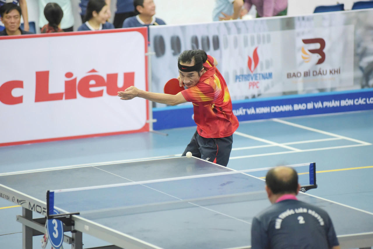 Các CLB tranh tài tại Giải bóng bàn mở rộng Cúp Báo Bạc Liêu