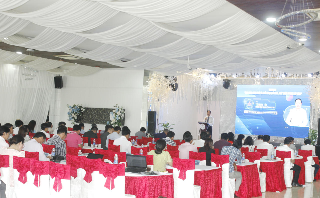 Cà Mau kết nối giao thương và talkshow chia sẻ kinh nghiệm làm du lịch hiệu quả 