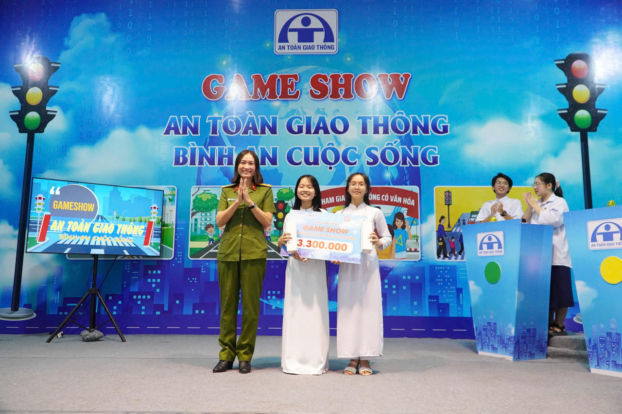 Cà Mau: Sôi nổi Game show 'An toàn giao thông - Bình an cuộc sống'