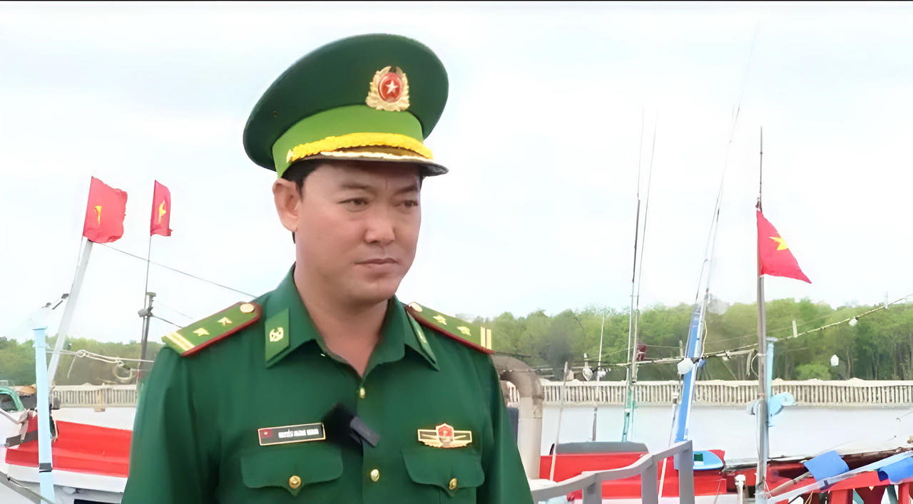 Đồn Biên phòng Gành Hào phối hợp tuyên truyền phòng, chống khai thác IUU