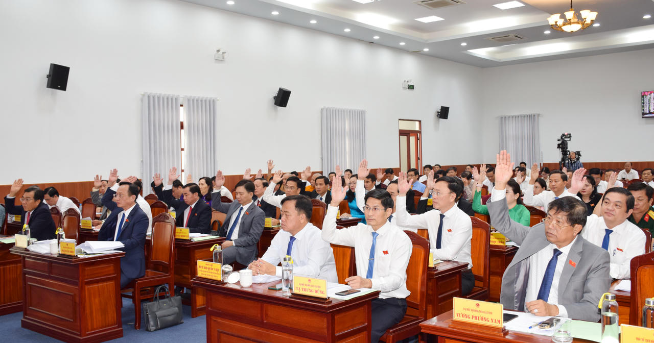 HĐND tỉnh Bạc Liêu thông qua 24 Nghị quyết quan trọng