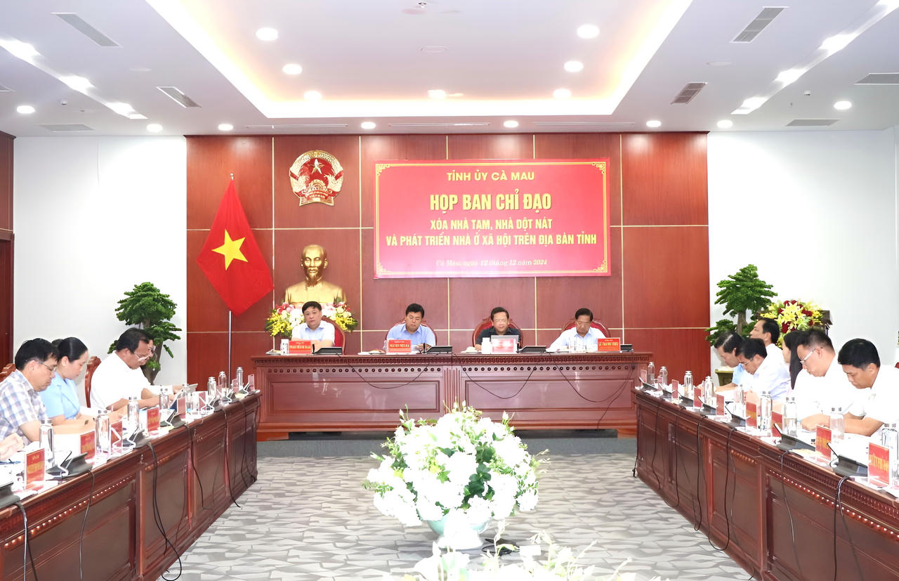 Triển khai xóa nhà tạm, nhà dột nát và phát triển nhà ở xã hội tại Cà Mau