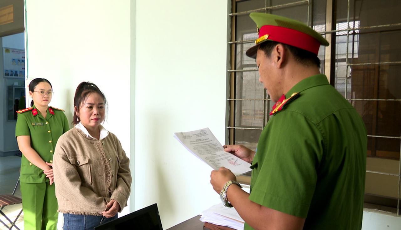 Bắt tạm giam một phụ nữ lừa đảo ở Bạc Liêu