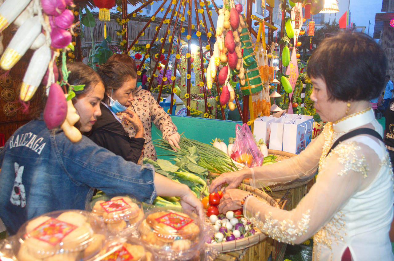 Về Bạc Liêu đi “Chợ quê ngày Tết” 