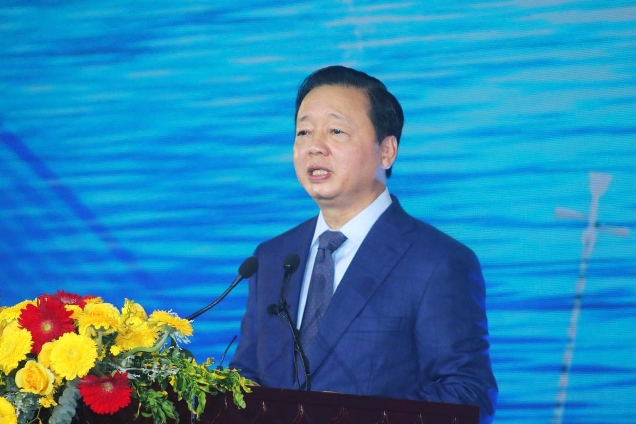 Phó Thủ tướng Chính phủ Trần Hồng Hà: Bạc Liêu cần tiếp tục khai thác tiềm năng điện gió, điện mặt trời