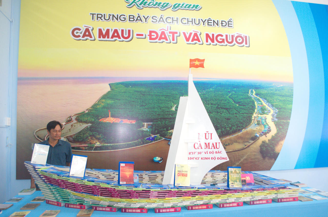 Hà Tĩnh khai mạc Ngày Sách và Văn hóa đọc Việt Nam năm 2025