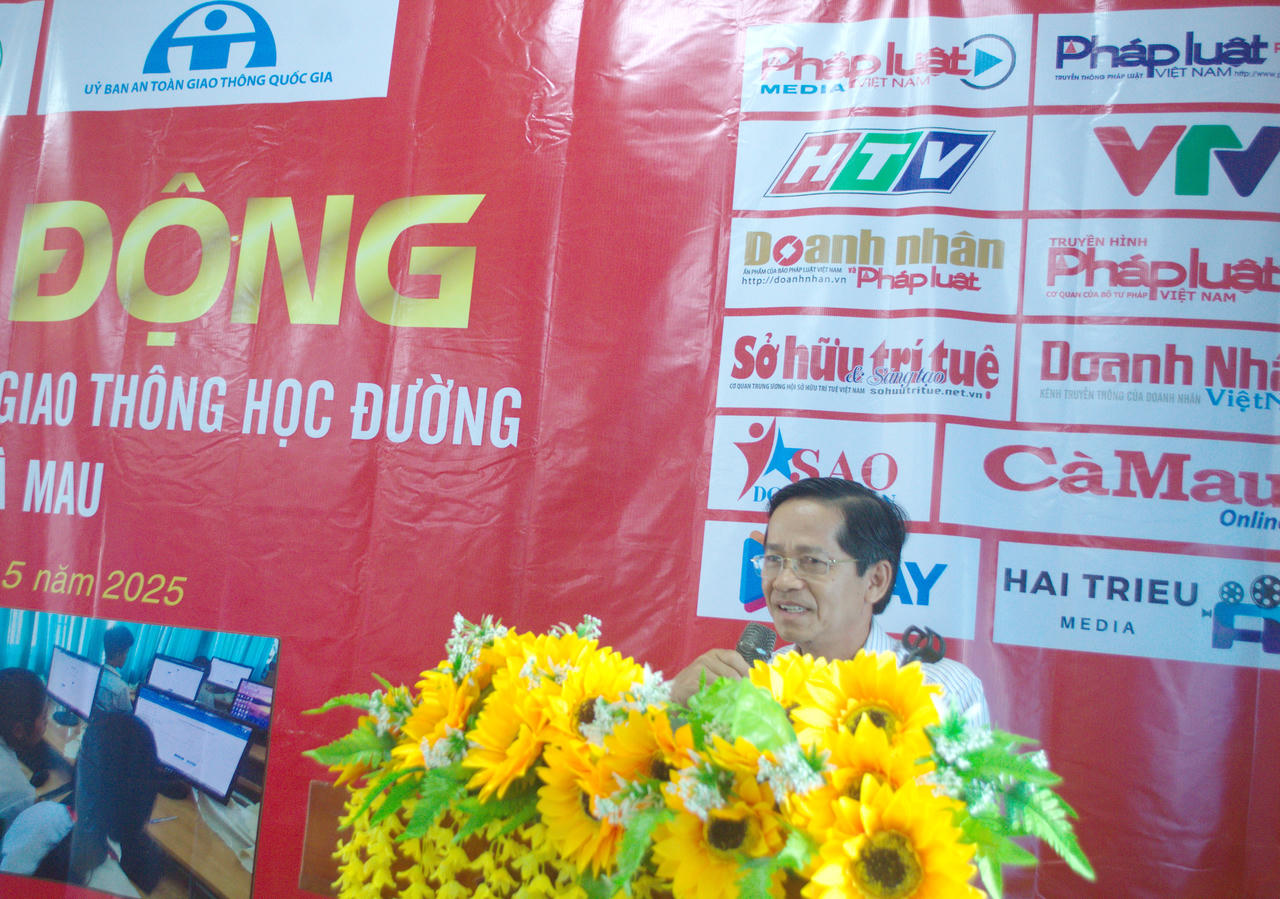 Lễ phát động Cuộc thi trực tuyến ATGT và đưa nước sạch đến học đường ở Cà Mau