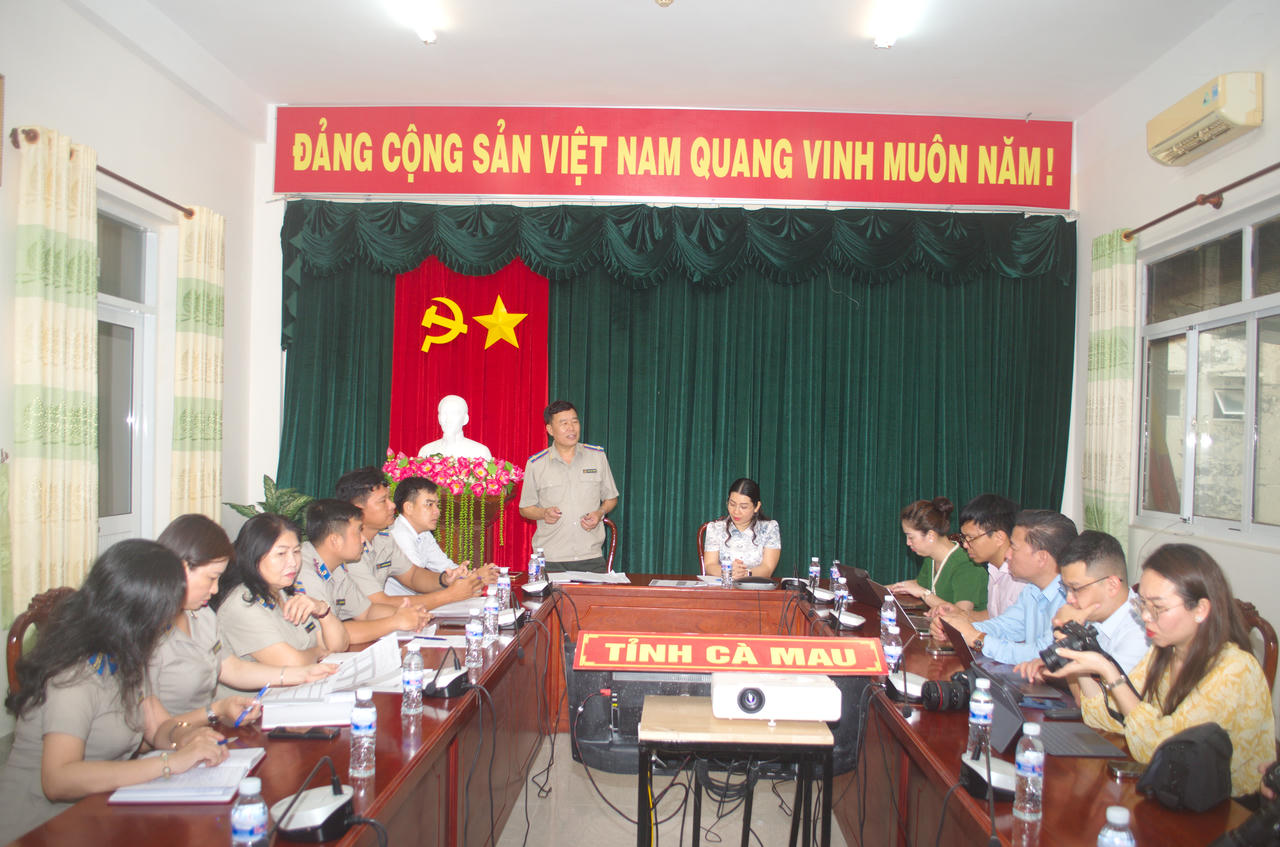 Đoàn công tác của Tổng cục Thi hành án dân sự làm việc tại Kiên Giang, Cà Mau