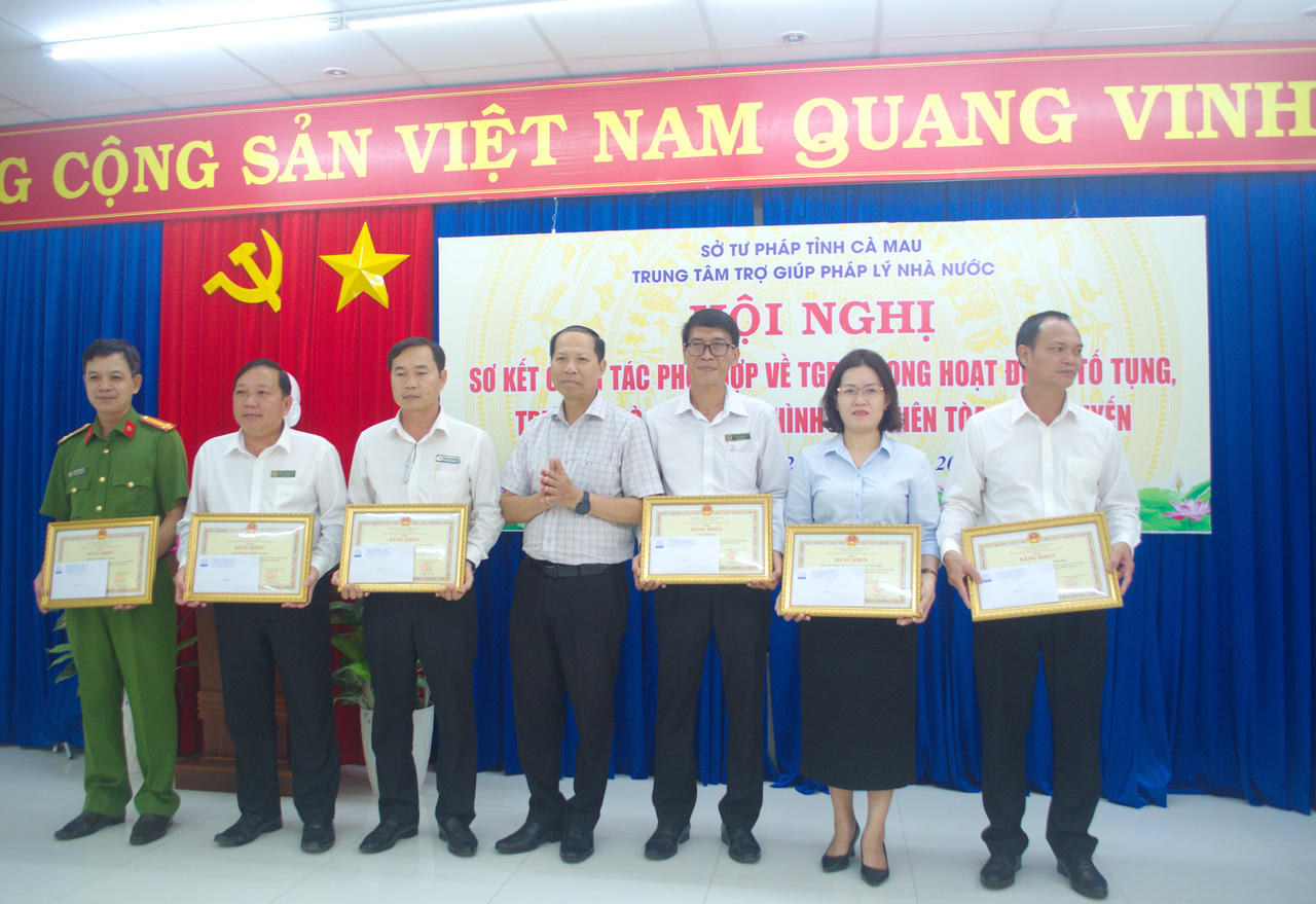 Sở Tư pháp Cà Mau: Sơ kết công tác phối hợp thực hiện TGPL trong hoạt động tố tụng