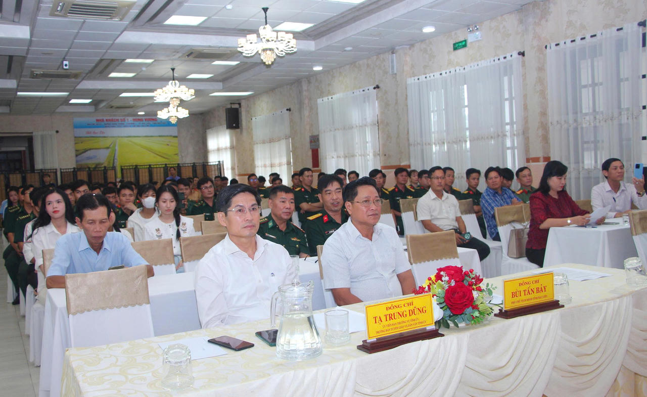 Trao giải Cuộc thi trực tuyến tìm hiểu về cuộc đời, sự nghiệp, tư tưởng, đạo đức của Bác Hồ