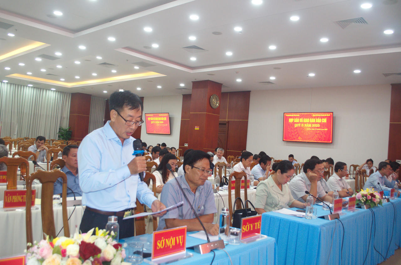 Báo chí góp phần xây dựng hình ảnh Cà Mau văn minh, hiện đại