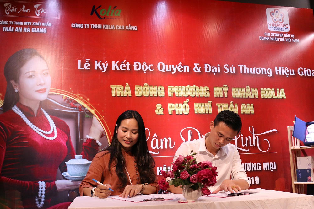 Hoa hậu Lâm Diệu Linh làm Đại sứ thương hiệu cho sản phẩm trà Đông Phương Mỹ Nhân Kolia & phổ nhĩ Thái An