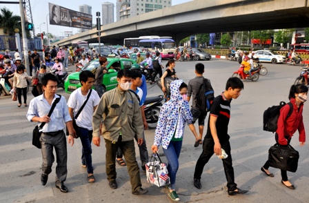 Bến xe quá tải, đường cửa ngõ Thủ đô ùn tắc trong ngày cuối của kỳ nghỉ lễ