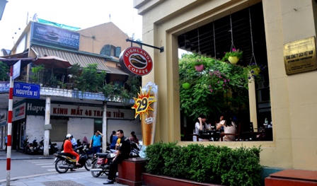 Cà phê Trung Nguyên "vắng bóng" tại các vị trí “vàng” ở Thủ đô