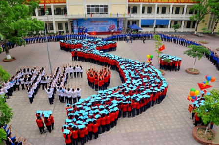 Những giờ học thiêng liêng của học sinh cả nước về tình yêu tổ quốc