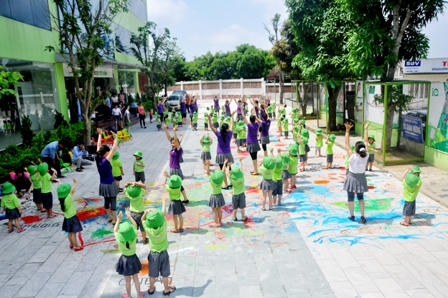 Tấm bản đồ lãnh thổ Việt Nam tự vẽ của học sinh mầm non