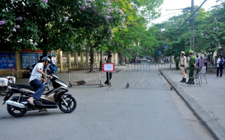 Học sinh tự tin bước vào môn thi tốt nghiệp đầu tiên 