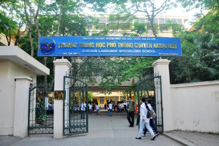 Học sinh tự tin bước vào môn thi tốt nghiệp đầu tiên 