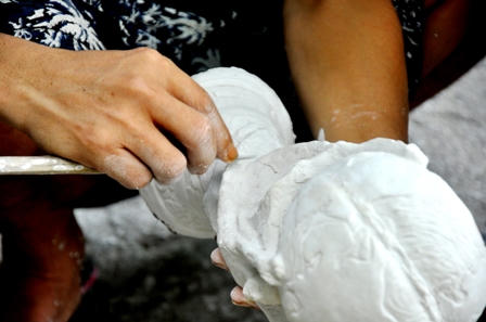 Cúp vàng World Cup 2014… giá 70 nghìn đồng?