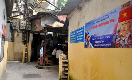 Hà Nội: Độc đáo, phố sạch nhờ thơ 