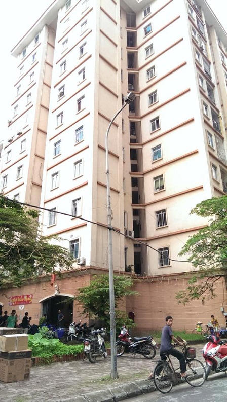 Rơi tự do trong thang máy, một bảo vệ tòa nhà tử vong tại chỗ