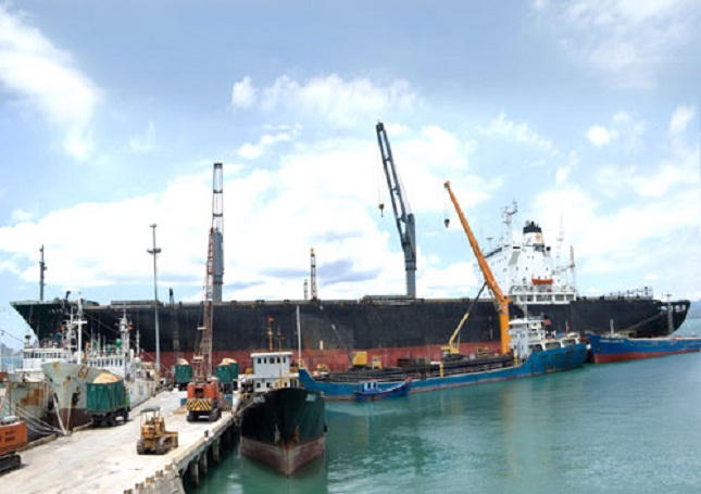 Mở tuyến vận tải ven biển từ Quảng Ninh đến Quảng Bình 