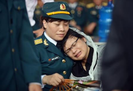 Toàn cảnh lễ tang tiễn đưa 18 chiến sĩ về nơi yên nghỉ