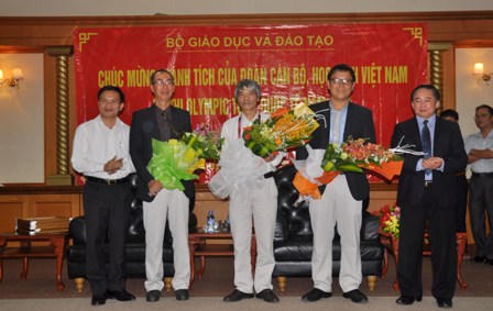 Tự hào đón đoàn học sinh đoạt 6 huy chương Olympic Toán học quốc tế 