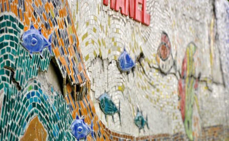 Hà Nội: Cận cảnh những vết nứt tàn phá con đường đạt kỷ lục Guiness