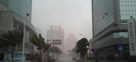 Rammasun - cơn bão mạnh nhất đổ bộ vào  Hải Nam trong 40 năm qua