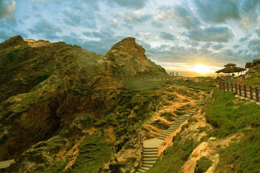 Eo Gió Quy Nhơn hút khách đầu xuân 