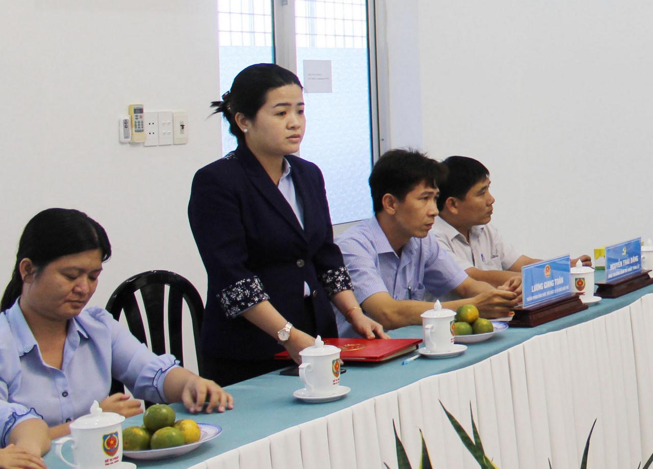 Nữ Đại biểu Quốc hội có nhiều sáng kiến kiểm soát thủ tục hành chính