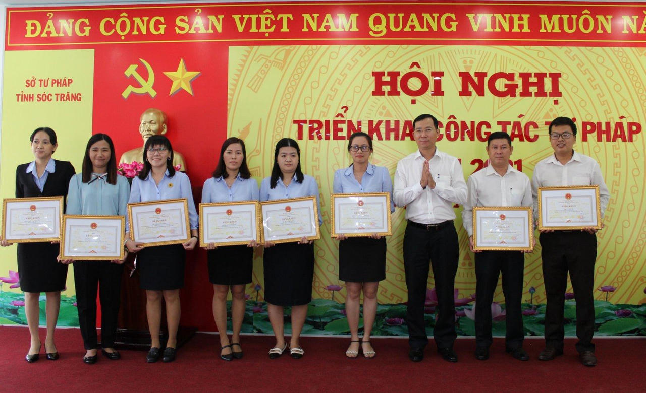 Nữ Đại biểu Quốc hội có nhiều sáng kiến kiểm soát thủ tục hành chính