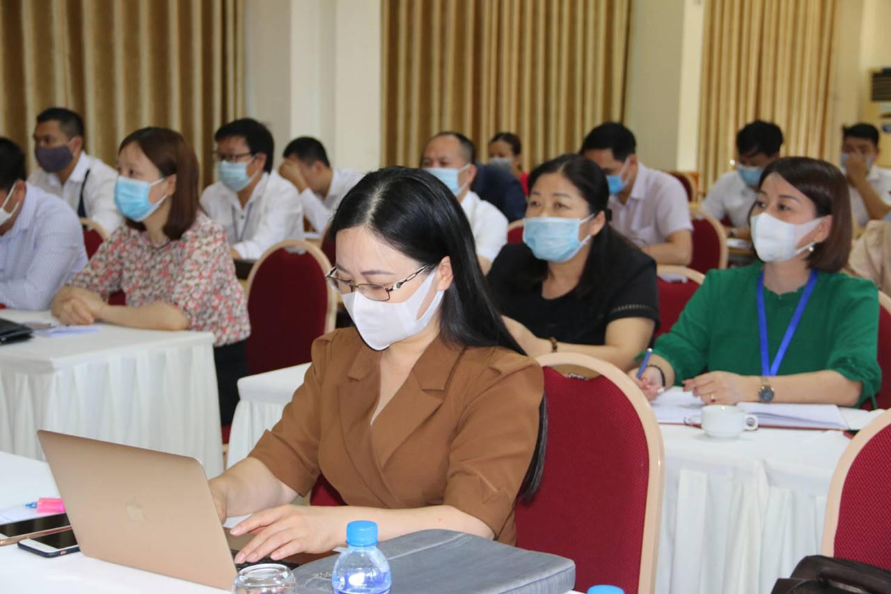 Nữ giám đốc Sở Tư pháp Sơn La “giỏi việc nước, đảm việc nhà”