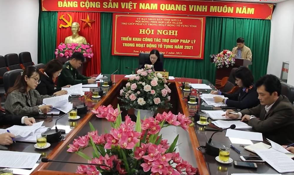 Nữ giám đốc Sở Tư pháp Sơn La “giỏi việc nước, đảm việc nhà”