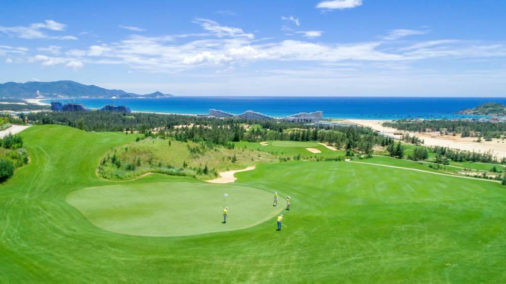 Khởi tranh giải đấu FCA Golf Tournament 2021 - Đánh thức đại ngàn