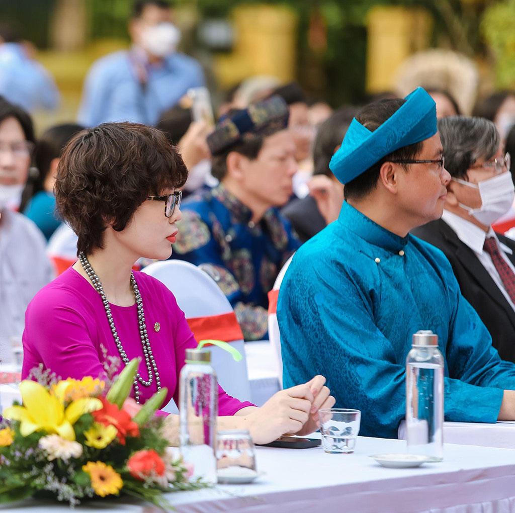 Sunshine Group hiến tặng cổ vật và chiến lược đồng hành với Huế phát triển văn hoá di sản 