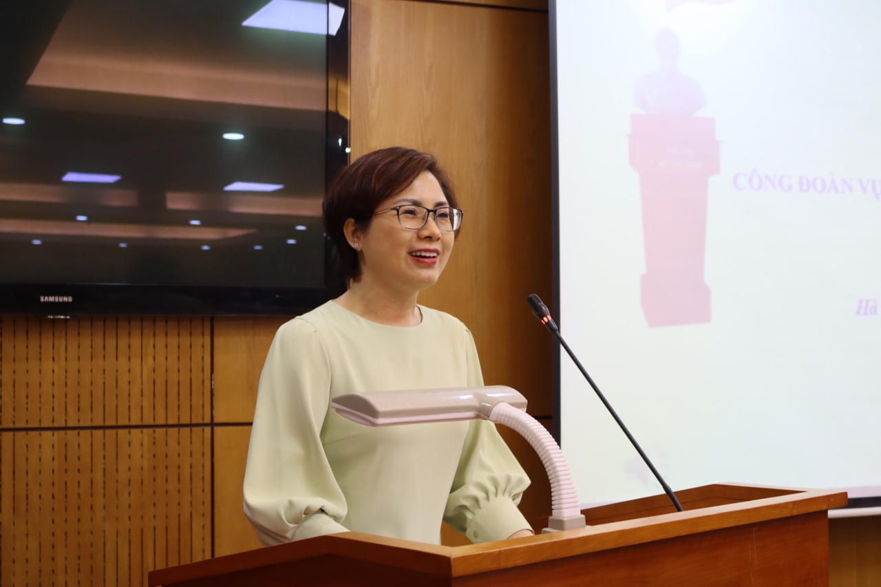 Vụ Pháp luật Hình sự - Hành chính: Tăng cường kết nối - chia sẻ - đồng hành trong công đoàn viên