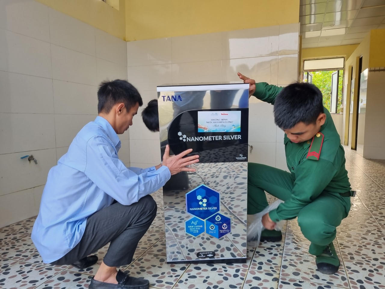 'Nước sạch biên cương' đến với bộ đội biên phòng tỉnh Lai Châu