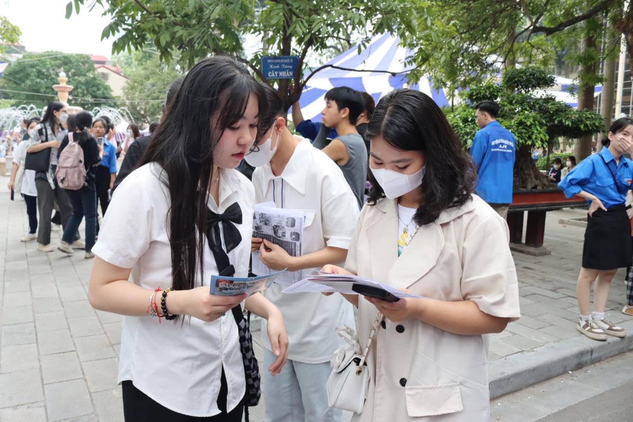 Sôi nổi Ngày hội Tư vấn tuyển sinh, hướng nghiệp “AJC OPEN DAY 2023”