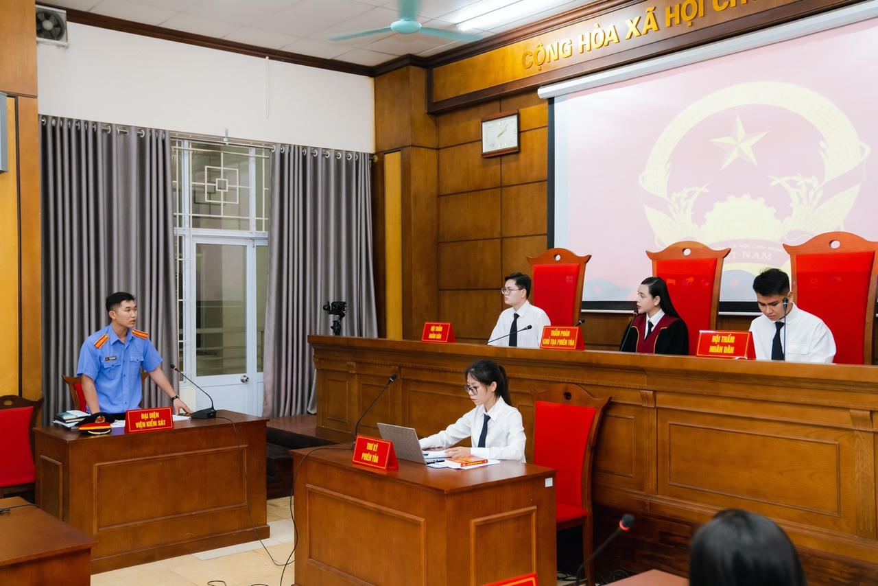 Học viện Tư pháp tổ chức phiên tòa giả định vụ án hình sự 