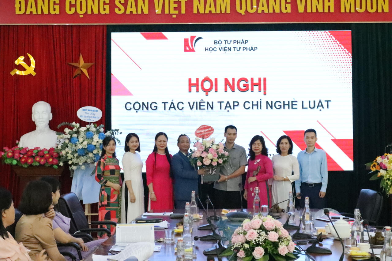 Hội nghị Cộng tác viên Tạp chí Nghề luật