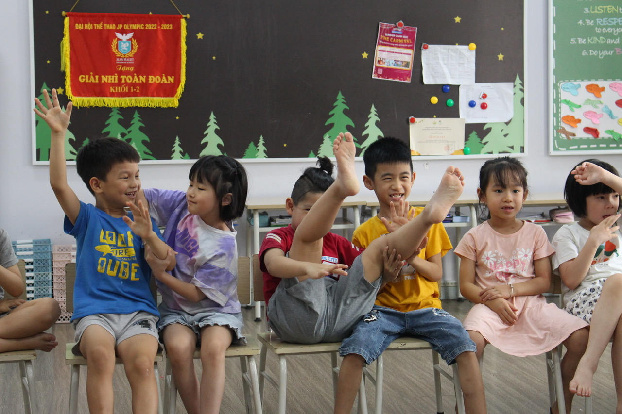 Học sinh Trường chuyên Hà Nội – Amsterdam tổ chức thành công trại hè khoa học Science Camp mùa thứ 6